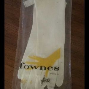 Vintage fownes women's fashion gloves